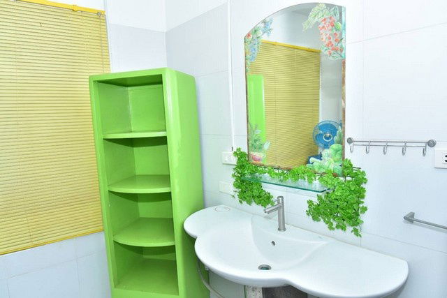 picture FOR RENT  HOUSE PROPERTY  90000 BAHT per MONTH - 33/36