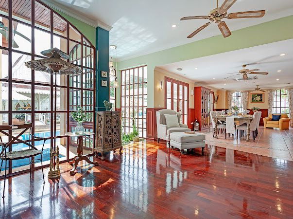 picture pool villa for sale 5 bedroom 6 bathroom - 3/23