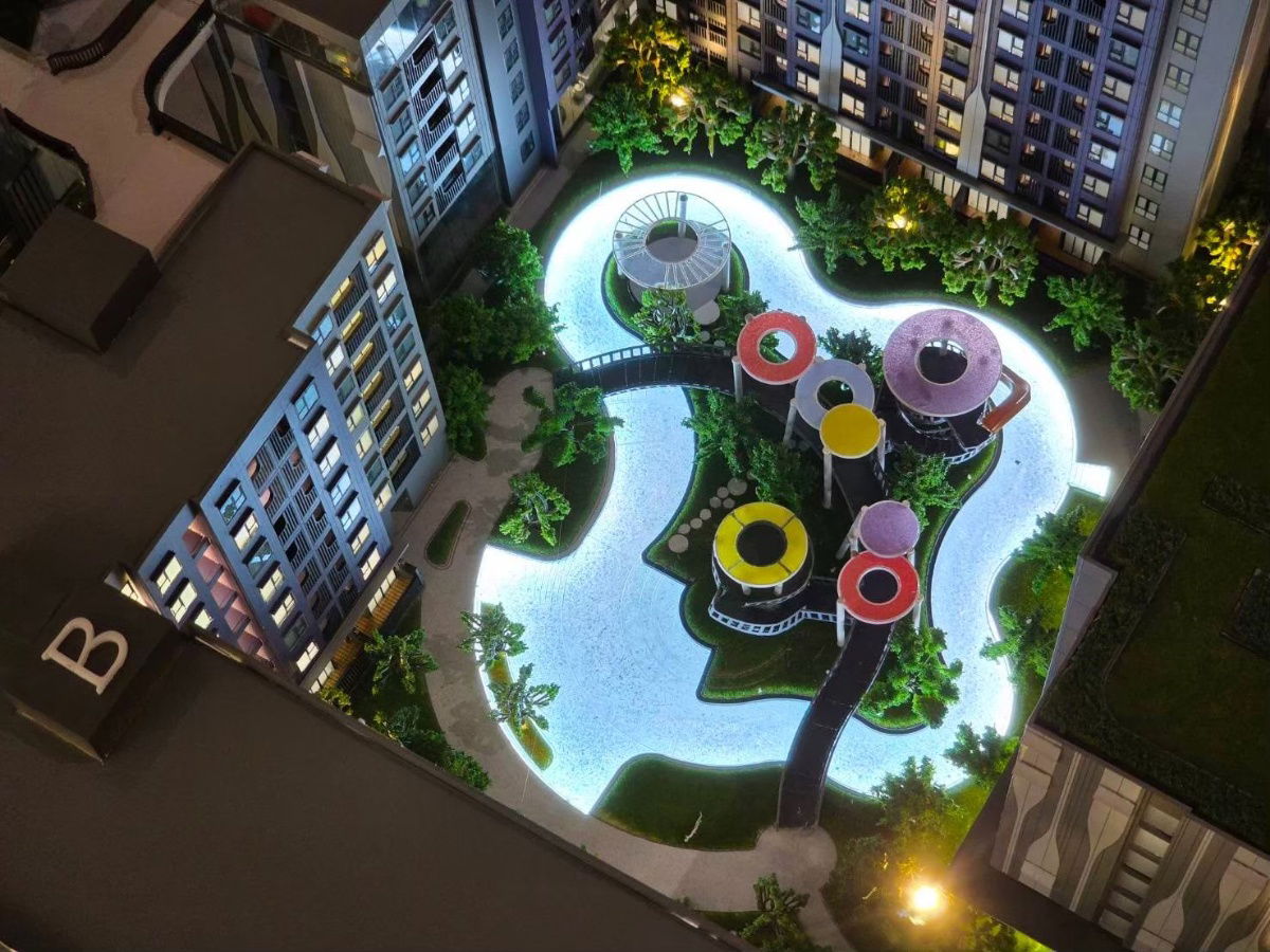 picture Selling reservation slip for Kavalon Condo. - 12/18