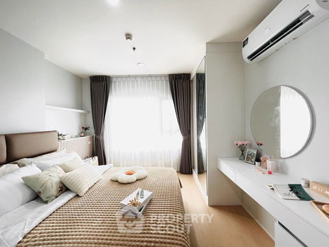 1-BR Condo at Aspire Erawan near BTS Chang Erawan (ID 2245692)