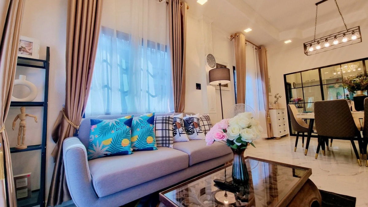 picture Beautiful pool villa for sale in the heart of Pattaya (south). Cheap price is real. - 7/20
