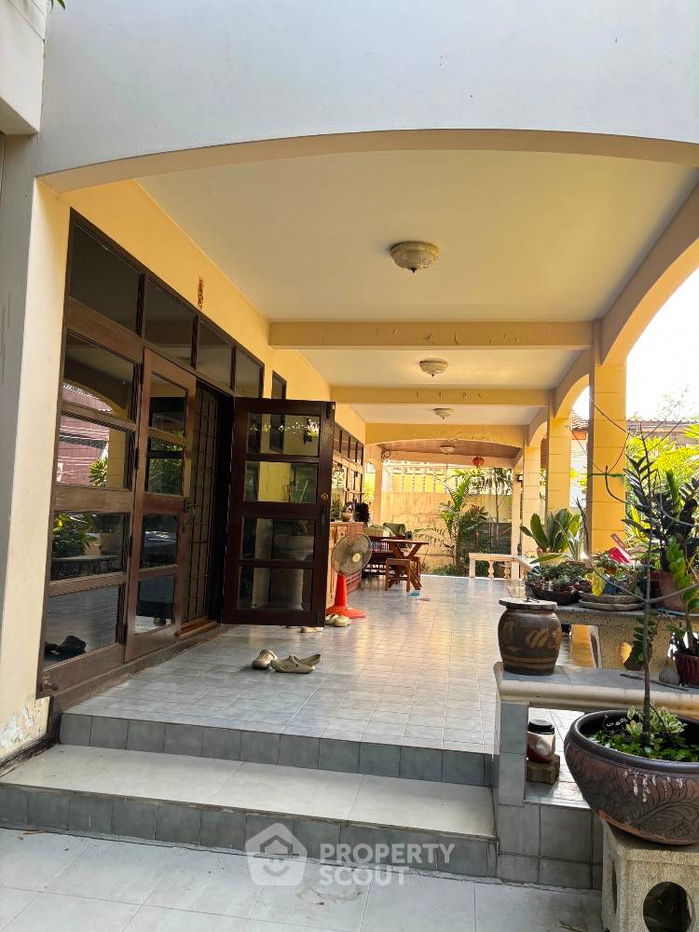 picture 4-BR House close to Ramkhamhaeng (ID 1525008) - 4/5