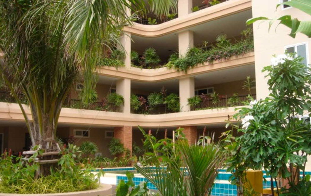 picture 3 Bedrooms Condominium @ Executive Residence IV - 11/14