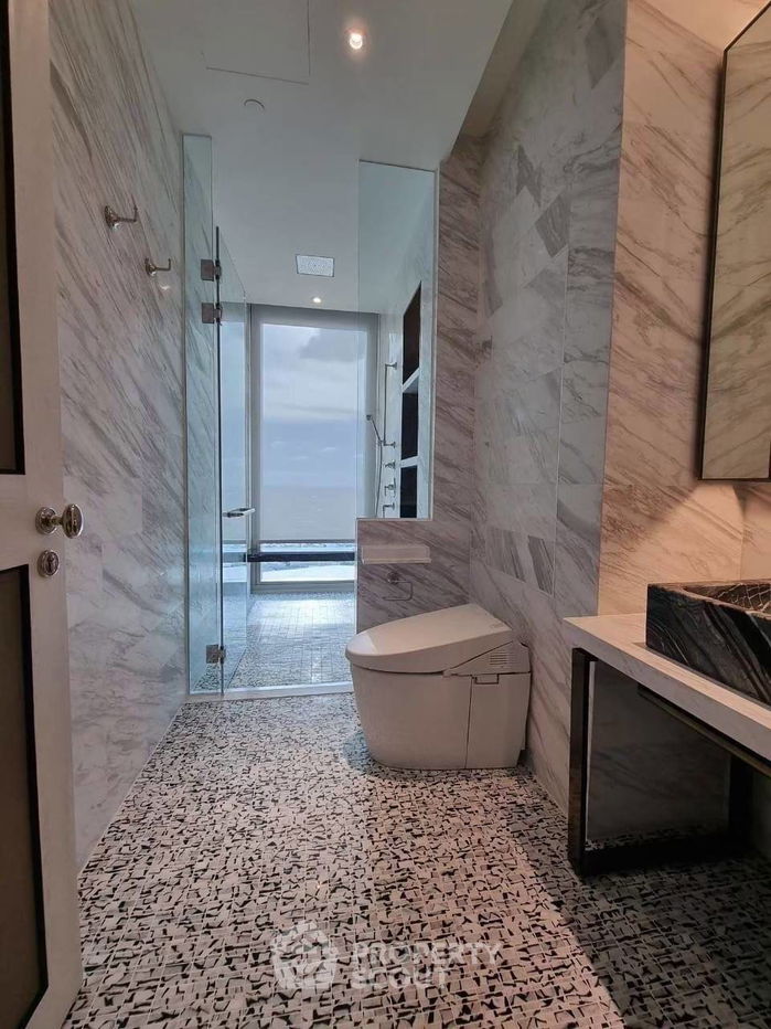 picture 3-BR Condo at The Residences At Mandarin Oriental, Bangkok near BTS Saphan Taksin (ID 1916817) - 13/21