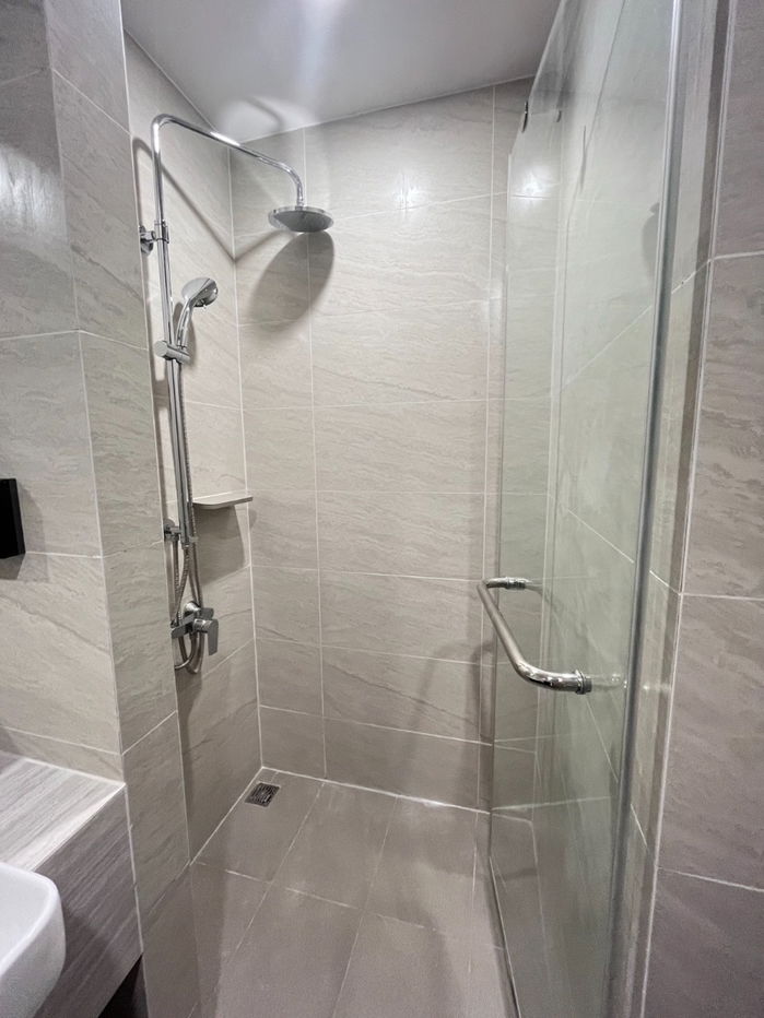 รูป THE CROWN Residences MRT ลุมพินี เพียง 300 ม._ห้องมุม 1 ห้องนอน 2 ตรม.เฟอร์นิเจอร์+เครื่องใช้ไฟฟ้าครบ - รูปที่ 6/12
