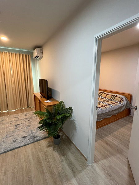 รูป คอนโด Lumpini Ville Charan - Fai Chai ตึก A ชั้น 12 แบบ 1 ห้อง นอน 32 ตรม. ห้องใหม่กริบ มีเครื่องซักผ้า เพียง 12,000 บาท - รูปที่ 3/7