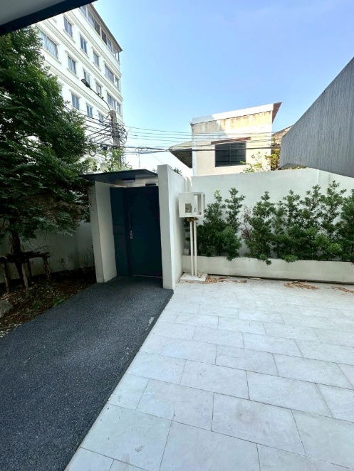 picture ✨Luxury Modern Home for Rent✨ Prime area at Huai Khwang - 20/20