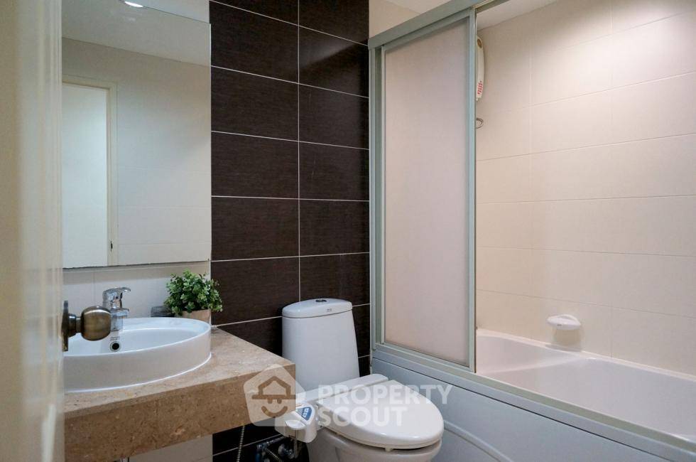 picture 2-BR Condo at Lumpini Suite Sukhumvit 41 near BTS Phrom Phong (ID 510263) - 12/13