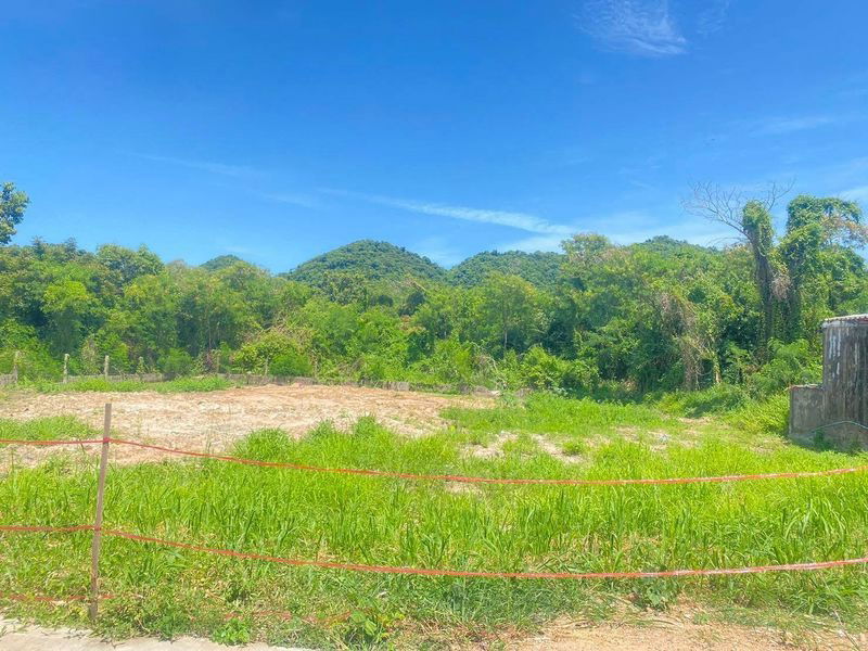 picture Beautiful land plot for sale in the heart of the city, community area, Kao Kilo, Sriracha, Chonburi - 7/10