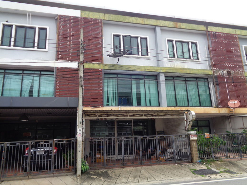 รูป 🚩 ขาย  ทาวน์โฮม 3 ชั้น ซอยนวมินทร์ 74 เหมาะเป็นที่พักอาศัยและประกอบกิจการ  - รูปที่ 4/32