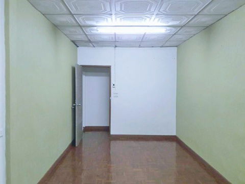 picture Wells International School 3.3 km. away. 2bed BTS Bang Chak 2.2km. 2-story townhouse for rent 22 sq. - 5/8