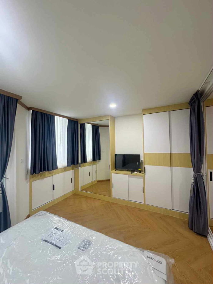 รูป คอนโด 1-ห้องนอน ที่ ศุภาลัย เพลส สุขุมวิท 39 ใกล้ BTS พร้อมพงษ์ (ID 2244527) - รูปที่ 3/11
