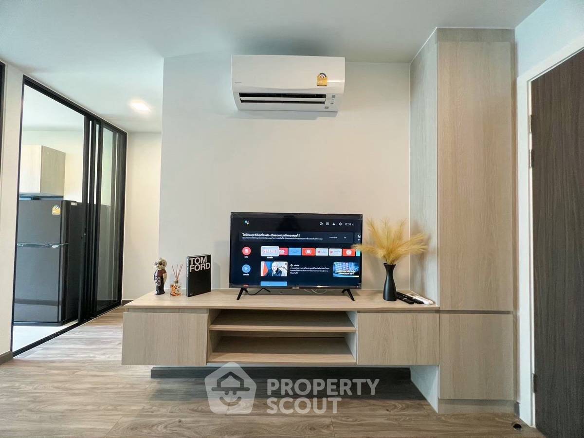 picture 1-BR Condo at The Collect Ratchada 32 in Chan Kasem (ID 2245840) - 4/10