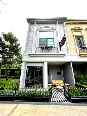 ทาวน์โฮม บางพลี สมุทรปราการ : 🏡 ขายบ้านตัวอย่าง สิริเพลส เมกาบางนา ✨ บ้านสไตล์ปารีส Type 99 ตร.ม. พร้อมอยู่ แต่งครบ