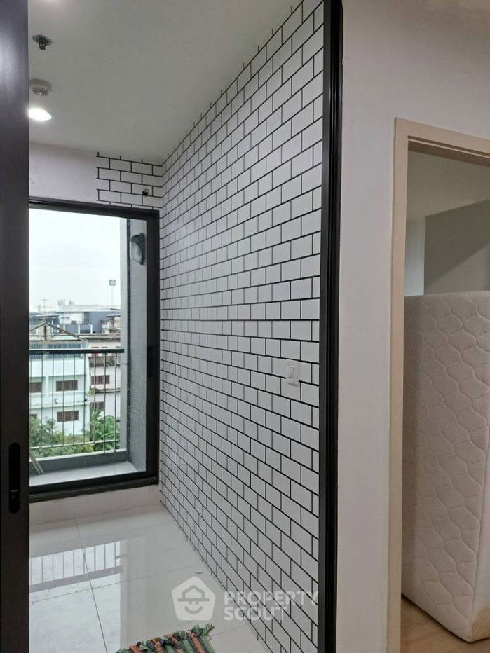 picture 1-BR Condo at Life Pinklao near MRT Bang Yi Khan (ID 925705) - 10/17