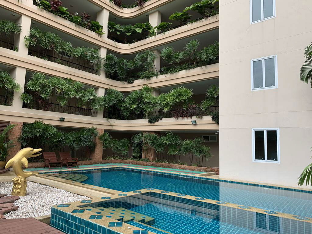 picture 3 Bedrooms Condominium @ Executive Residence IV - 14/14