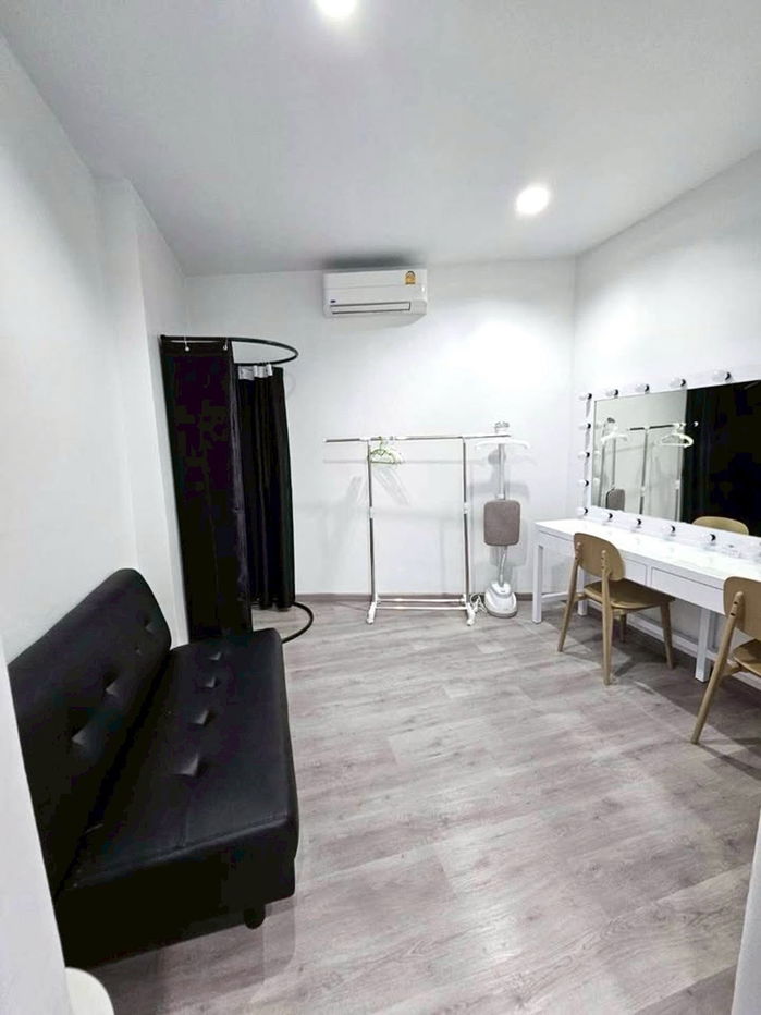 picture For Rent: 3-Storey Home Office | 10 Functional Rooms Ample Parking | 📍Near The Nine Rama 9 | Convenient Access to ARL Hua Mak & Si Rat Expressway - 10/16