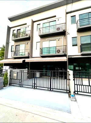 เช่าทาวน์โฮม วิทยาลัยพยาบาลทหารอากาศ : ให้เช่าบ้านกลางเมืองพหลโยธิน-รามอินทรา ติดถนนใหญ่เทพรักษ์ 