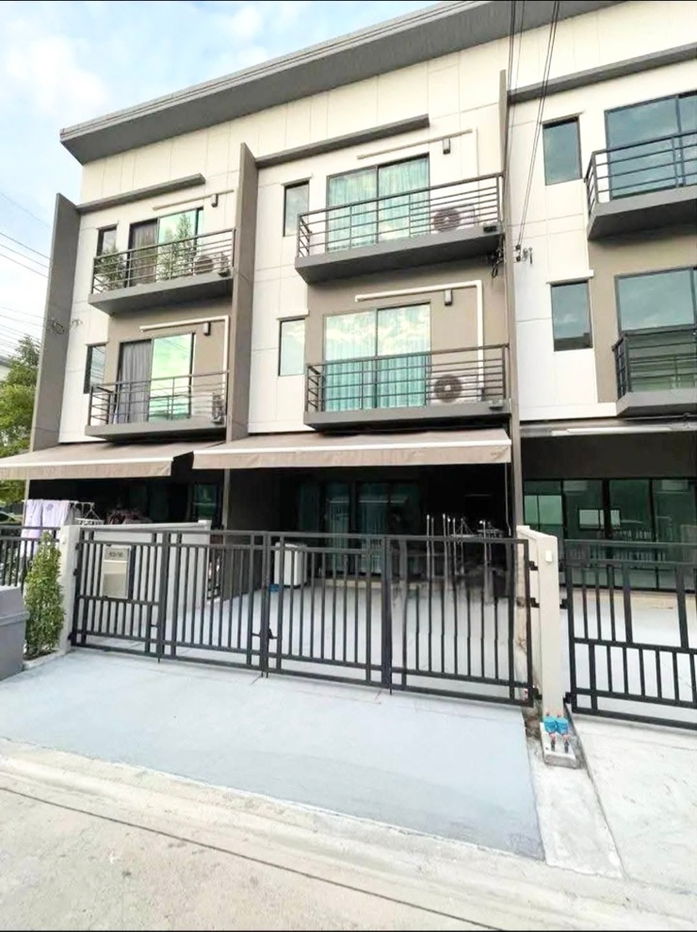รูป ให้เช่าบ้านกลางเมืองพหลโยธิน-รามอินทรา ติดถนนใหญ่เทพรักษ์  - รูปที่ 1/9