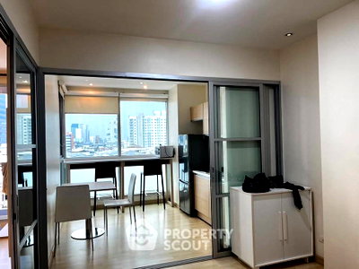 คอนโดให้เช่า : คอนโด 1-ห้องนอน ที่ ริธึ่ม รัชดา ใกล้ MRT รัชดาภิเษก (ID 2244960)