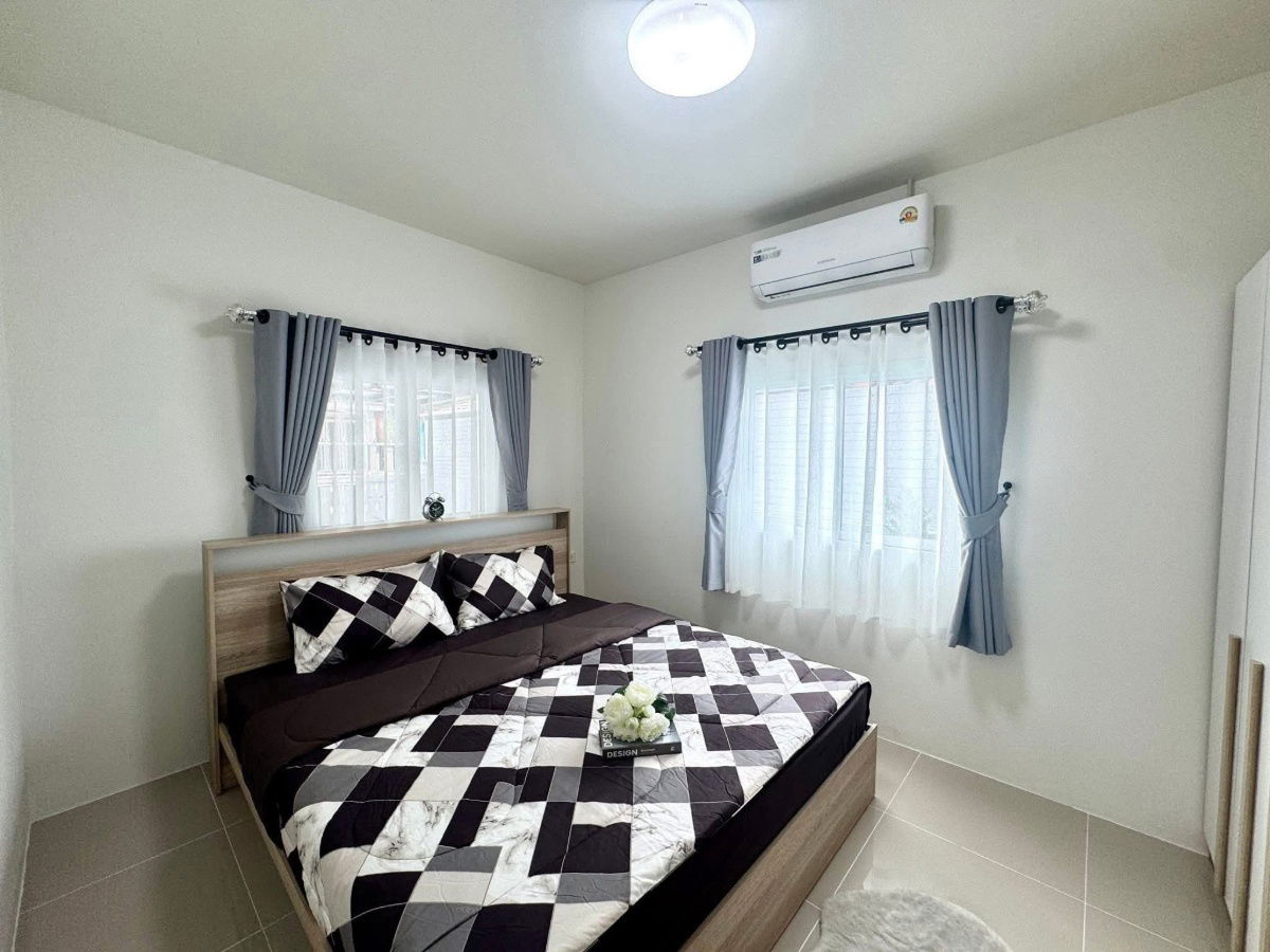 picture Affordable modern Single storey House in Soi Nernplubwan Pattaya for Sale - 12/22