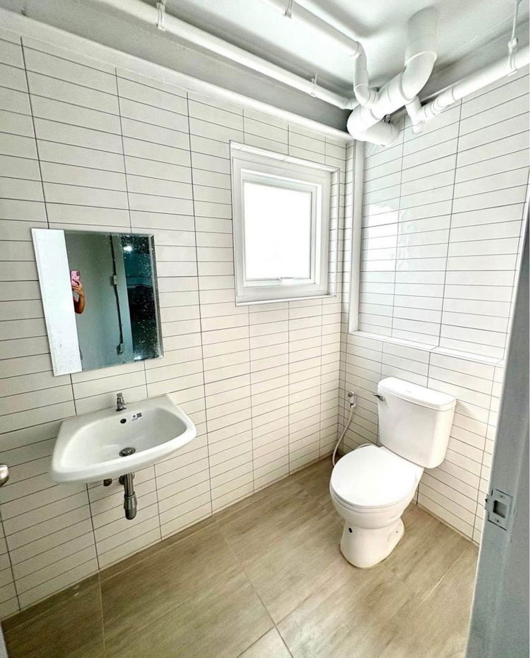 picture PJ31 Commercial building for rent, 3 units, Ramkhamhaeng Road - 3/4