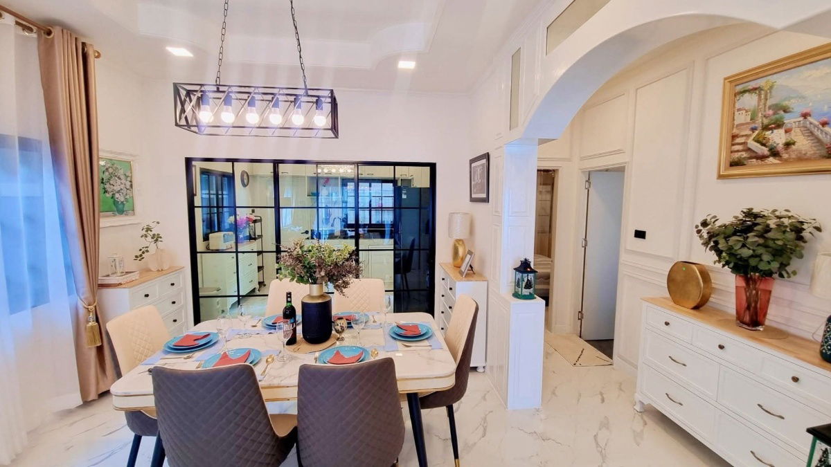 picture Beautiful pool villa for sale in the heart of Pattaya (south). Cheap price is real. - 16/20
