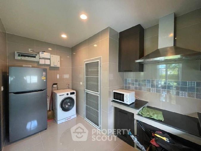 4-bed house for sale, 194 sqm, 88 sq wah, Setthasiri Pattanakarn