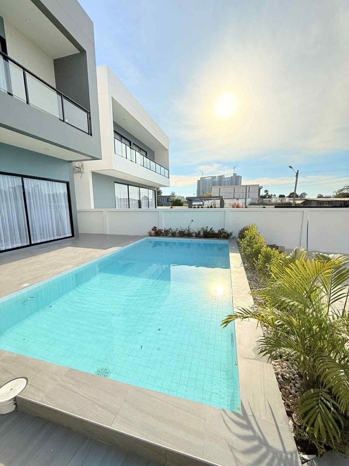 picture Two-storey detached house for sale near the sea, brand new pool villa, hard to find - 2/13