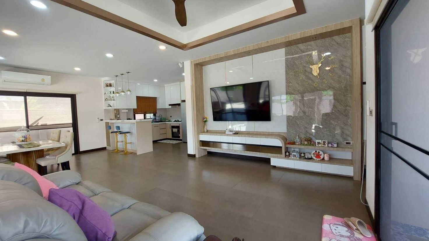 picture 4 Bedrooms House @ Baan Piam Mongkon - 4/19