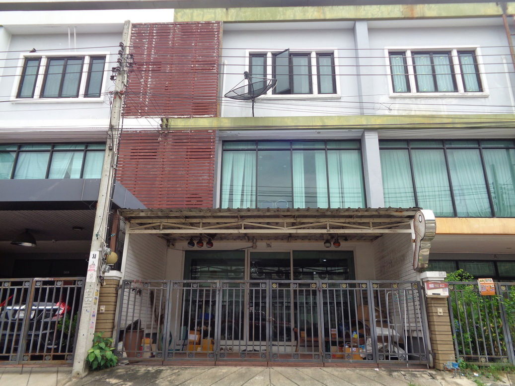 รูป 🚩 ให้เช่า ทาวน์โฮม 3 ชั้น หน้ากว้าง ทำเลดี ซอยนวมินทร์ 74 เหมาะเป็นที่พักอาศัยและประกอบกิจการ  - รูปที่ 7/32