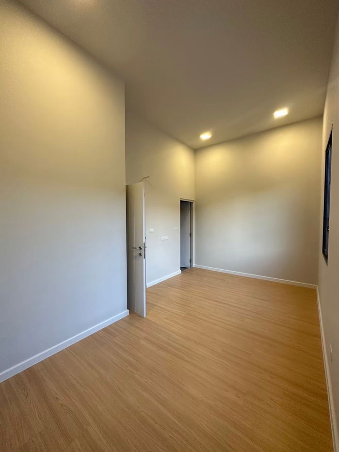 รูป 🏡 ขายบ้านเปล่า โครงการสิริเพลส เมกาบางนา - รูปที่ 6/12