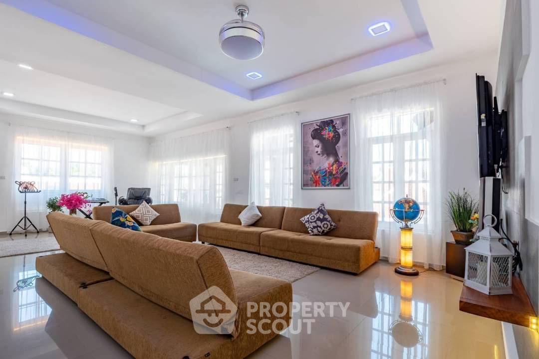 รูป บ้าน 6-ห้องนอน ที่ เทมเปิลเลควิลล่า ใกล้ เมืองพัทยา (ID 2245741) - รูปที่ 4/28