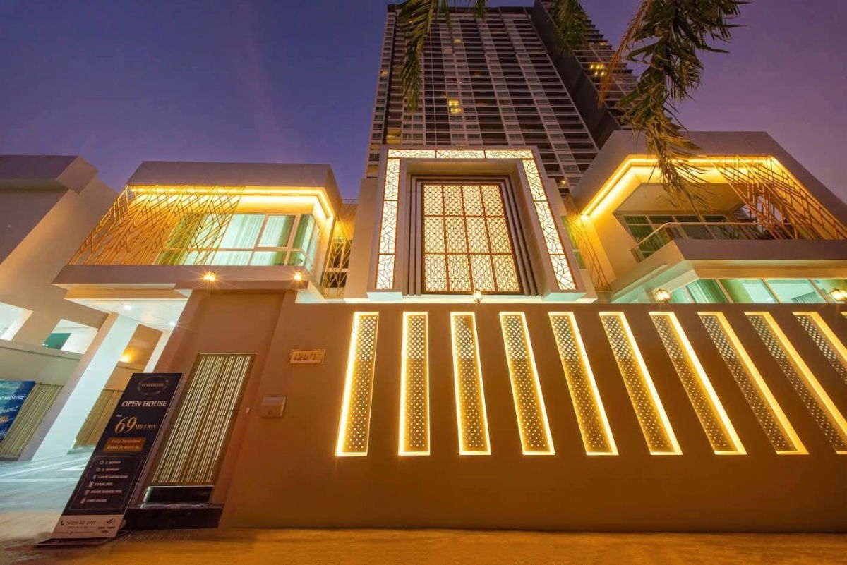 picture 2-storey house for rent, luxurious design, premium level, near Jomtien Beach - Pattaya - 2/18
