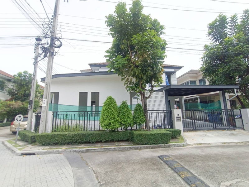 ขายบ้านเดี่ยว : ราคาถูกที่สุดในโครงการ! ขายบ้านเดี่ยว ไลฟ์ บางกอก บูเลอวาร์ด วงแหวนอ่อนนุช 1 *หลังมุม รีโนเวทต่อเติมแล้ว 70% สามารถทำออฟฟิศได้ Line ID: @ppagent