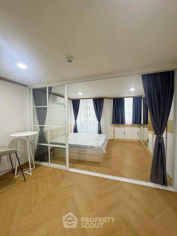 รูป คอนโด 1-ห้องนอน ที่ ศุภาลัย เพลส สุขุมวิท 39 ใกล้ BTS พร้อมพงษ์ (ID 2244527) - รูปที่ 2/11