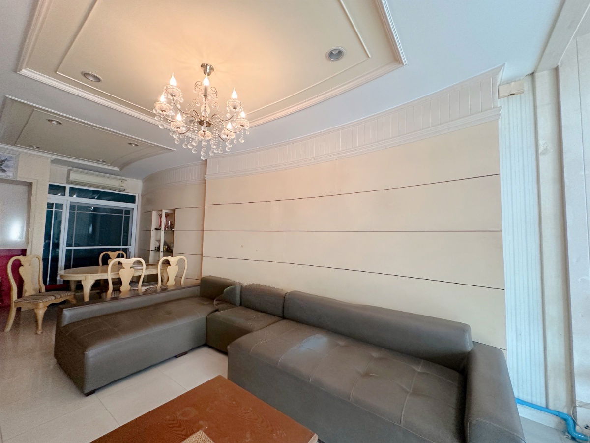 picture 🏡 For Rent: 3-Storey Townhome – The Terrace Rama 2 (Tha Kham) - 1/14