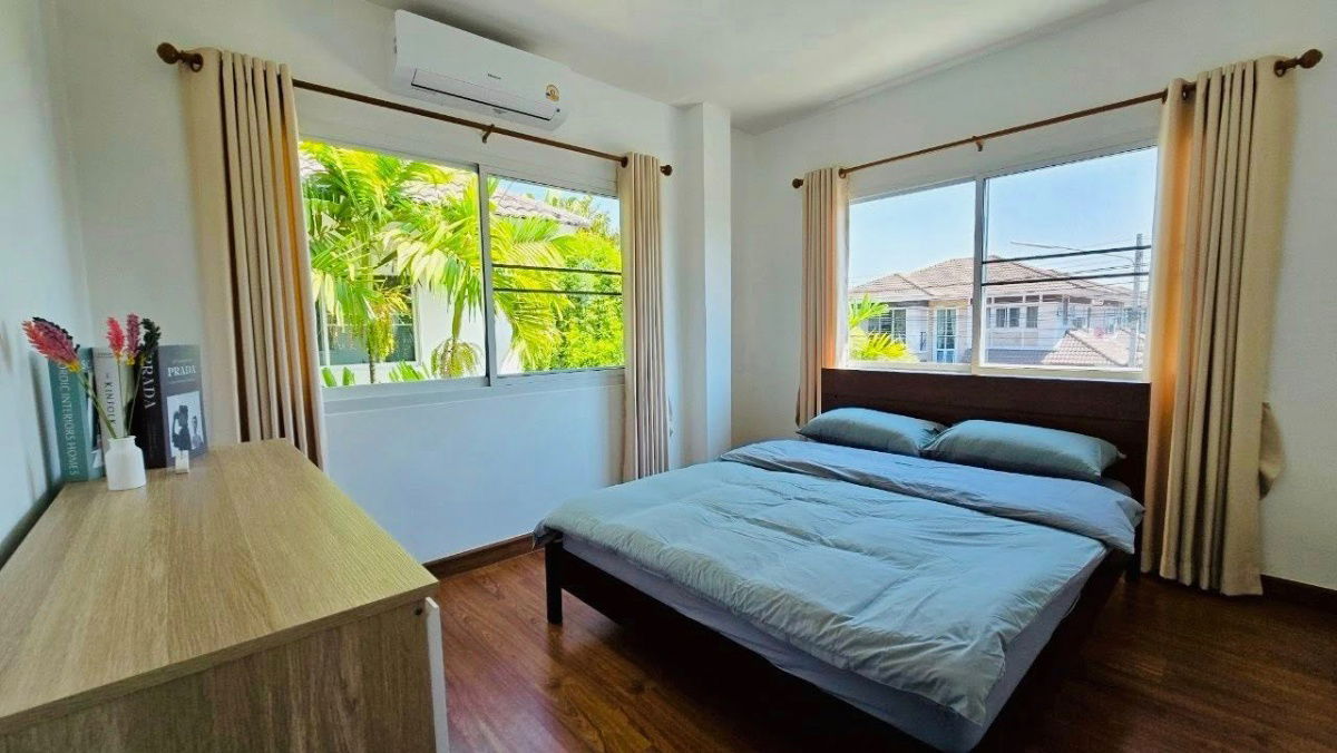 รูป For Rent  บ้านเดี่ยวหลังใหญ่ แปลงหัวมุม อรสิริน 6 วงแหวนรอบ 3  - รูปที่ 7/14