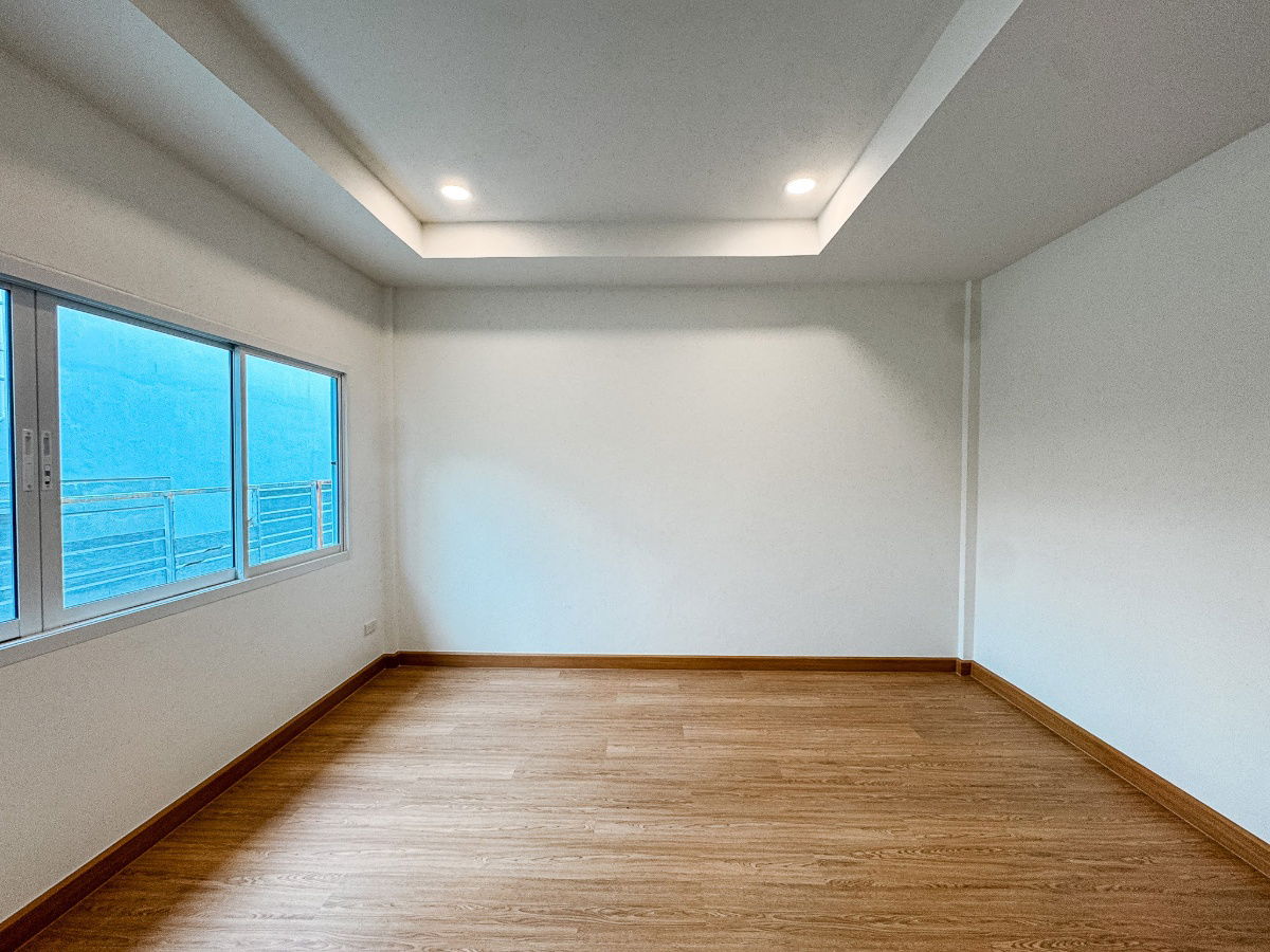 picture 🔥💥 Urgent Sale! Newly Renovated Townhome in 84 Mansion, Prime Location, Ready to Move In – Only 900 m. from MRT Lat Phrao 71 - 20/29