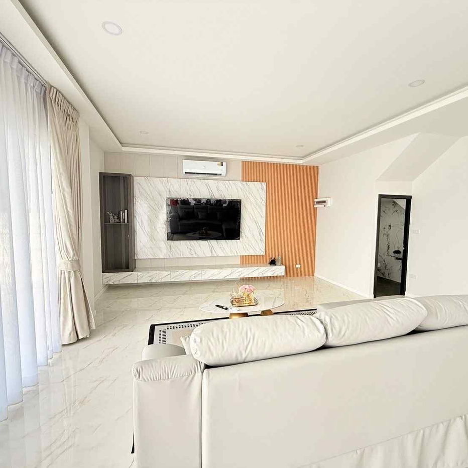 picture Two-storey detached house for sale near the sea, brand new pool villa, hard to find - 8/13