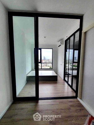 Condos for sale MRT Thipphawan : 1-BR Condo at Knightsbridge Sukhumvit-Thepharak near BTS Samrong (ID 1974317)