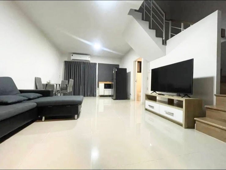 รูป ให้เช่าบ้านกลางเมืองพหลโยธิน-รามอินทรา ติดถนนใหญ่เทพรักษ์  - รูปที่ 2/9