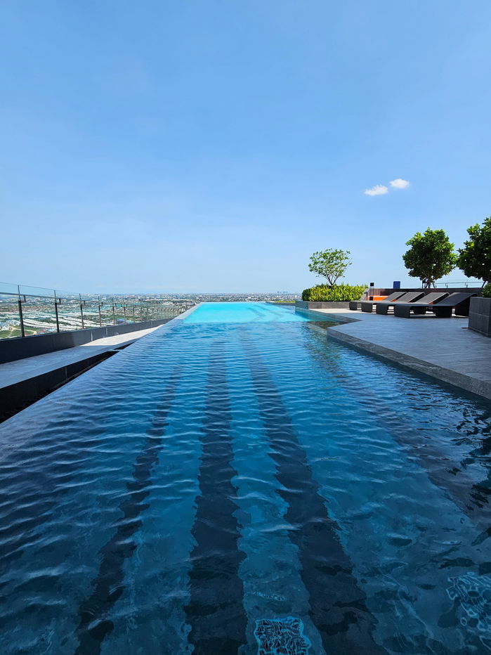 picture Origin Plug and Play Ramkhamhaeng Triple Station, 33 sqm, fully furnished, car park, specious 360° panoramic view!  - 9/19