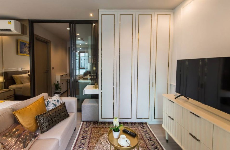 picture #R5585  🎉 090868 Condo for rent Life Asoke - Rama 9 - 10/15