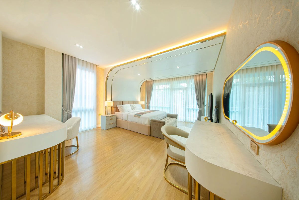 picture 2-storey house for rent, luxurious design, premium level, near Jomtien Beach - Pattaya - 5/18