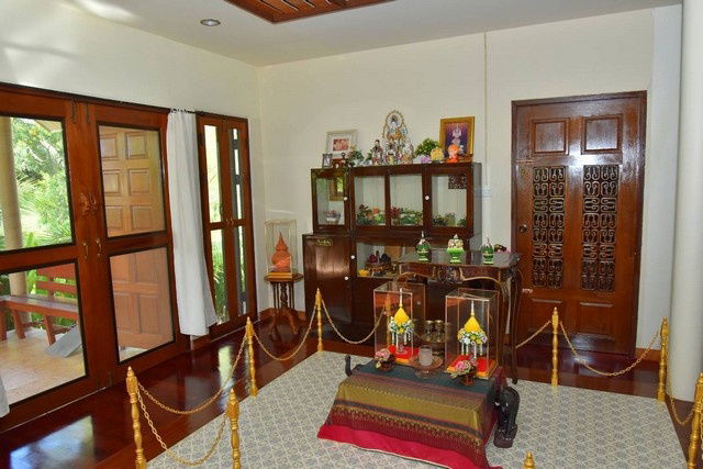 picture FOR RENT  HOUSE PROPERTY  90000 BAHT per MONTH - 14/36