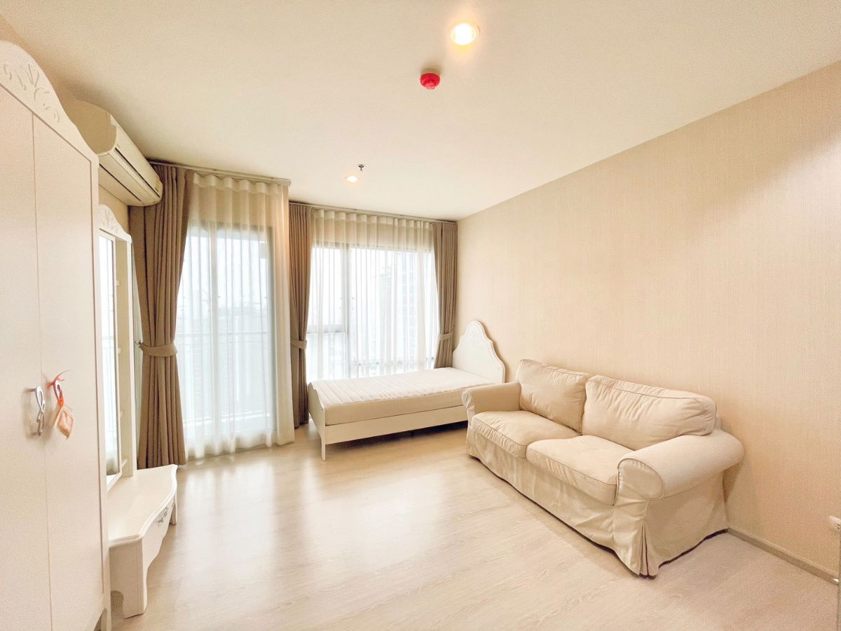 picture Condominium Rhythm Asoke 1 for Rental - 1/6