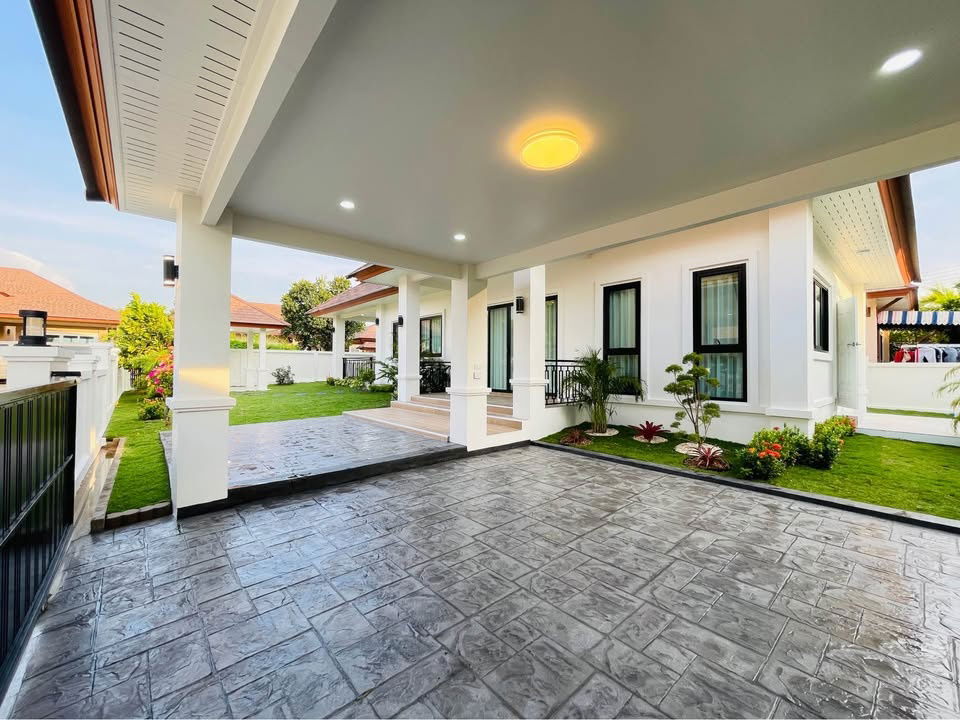 picture For sale house PMC2 village Pattaya 6.99 million - 9/19