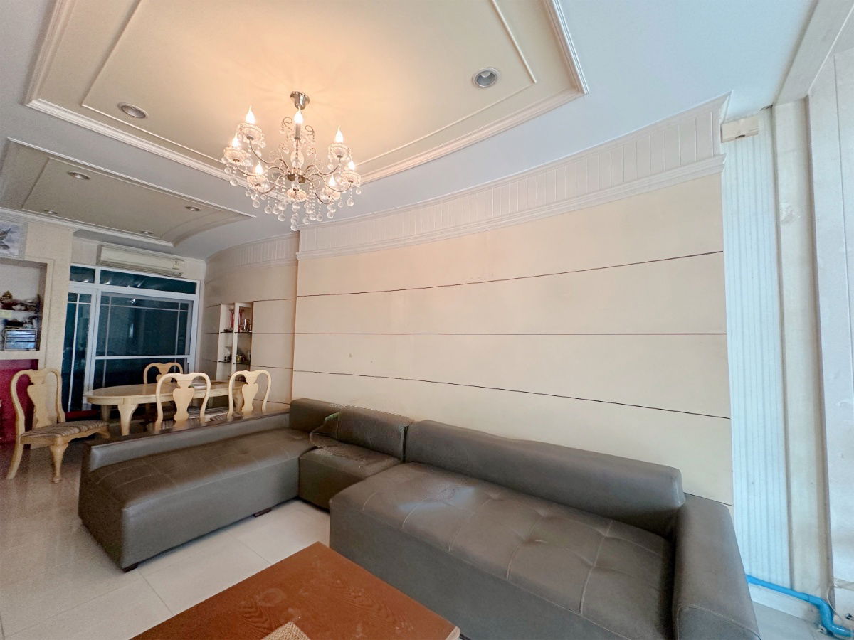 picture 🏡 For Rent: 3-Storey Townhome – The Terrace Rama 2 (Tha Kham) - 13/14