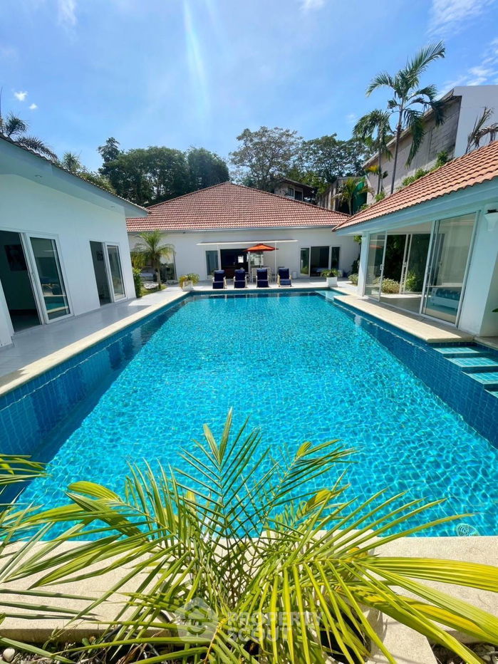 รูป วิลล่า 10-ห้องนอน ที่ มาเจสติก เรสซิเดนซ์ ใกล้ ถนนพระตำหนัก พัทยา (ID 2245813) - รูปที่ 1/19